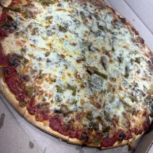 XL thin with green peppers mushroom and girdinara