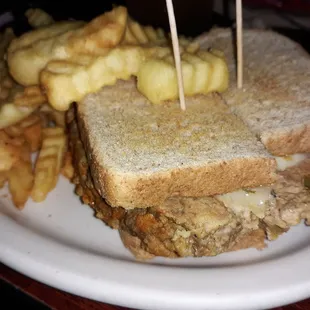 Meatloaf sandwich next time I will get cold. Maybe it will be better cold Meatloaf sandwich lovers understand.
