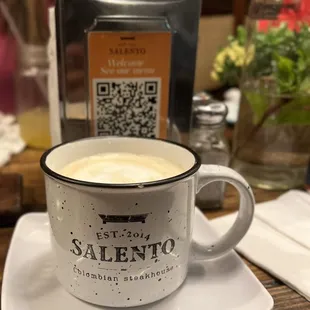 Cafe Con Leche $4
