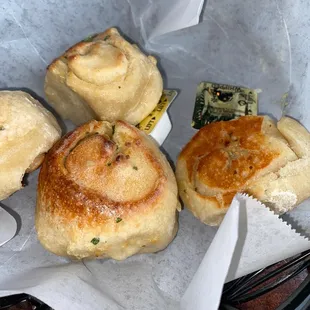 Garlic knots with lunch