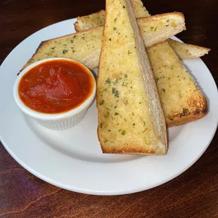 Appetizers of garlic bread
