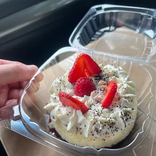 Dessert (Oreo crust cheesecake)