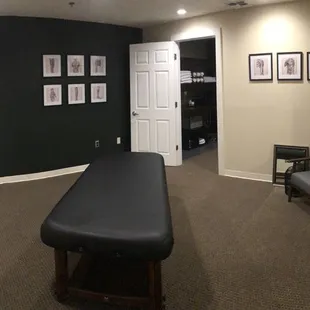 Welcome to the Stretch &amp; Movement Therapy space. Feel relaxed knowing we can help you get out of pain and move better.
