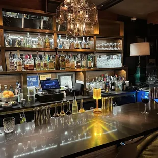 Spanish Art Deco Moody vibe