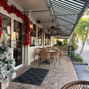 Outdoor Seating