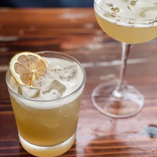 Caramel Dee - bourbon, black walnut bitters, caramel syrup, lemon