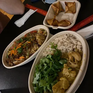 CURRIED CHICKEN