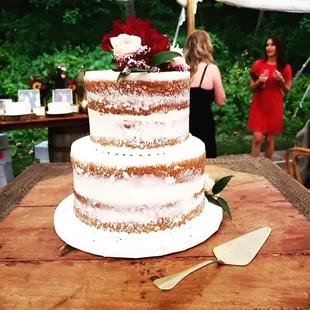 a three tiered wedding cake