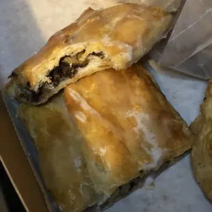 chocolate walnut kringle