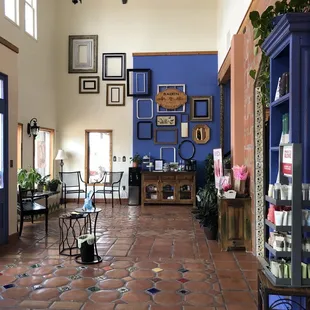 Hello eclectic lobby.