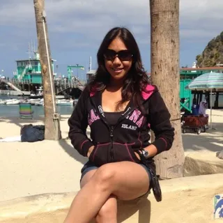 Chelle G.