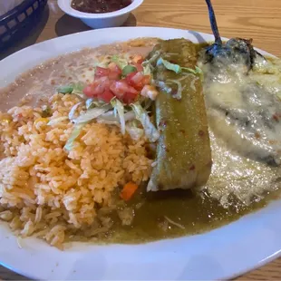 Two-combo entree of a delicious tamale and chile relleno poblano.