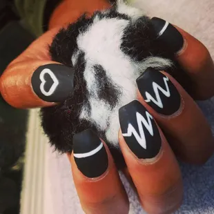 We offer full nail services.