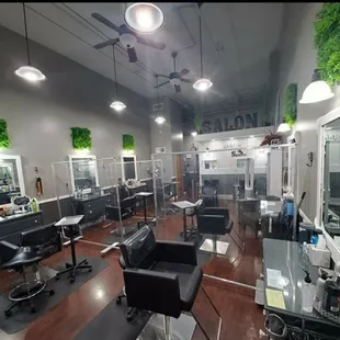 New refreshed/ remodled salon