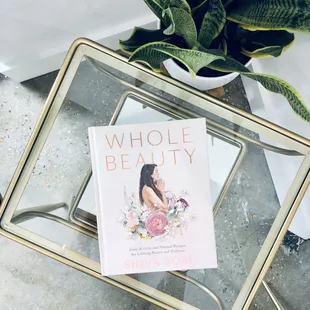 Salon Vous - sitting area