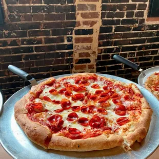 food, pizza
