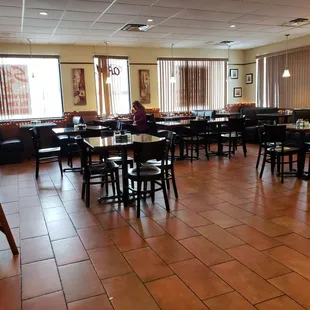 ramen and noodles, interior