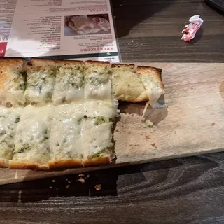 Garlic Bread with Mozzarella