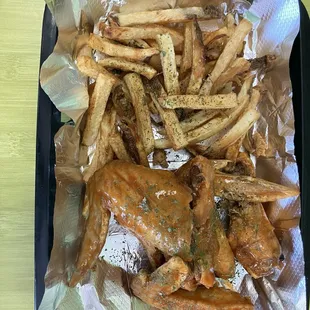 Hot Wings and fries!