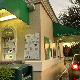 the entrance to the restaurant