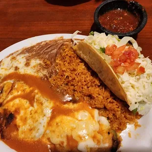 3 item plate.... 2 chili rellenos and 1 taco