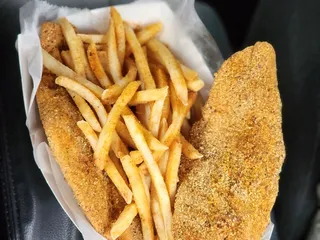 What’s Cluckin