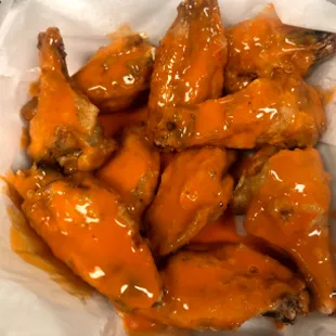 a basket of chicken wings