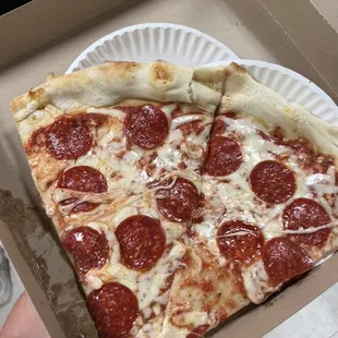 Pepperoni pizza