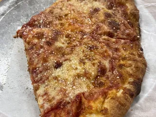 The Original Giovanni’s Pizza on 5th Ave