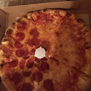 1/2 Pepperoni/plain pizza pie, large (14"). Seemed a bit "small" for a large pie, but it was a decent pizza. (4/23/2017)