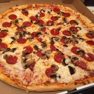 Large Pepperoni, Mushroom &amp; Onion
