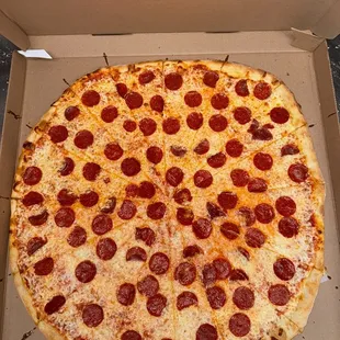 24 Inch Pepperoni
