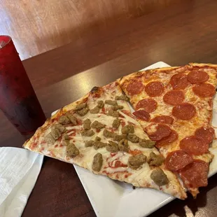 food, pizza