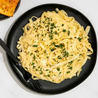 Fettuccine Alfredo