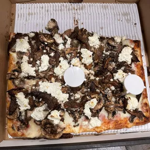 Porchini pizza minus the truffle.