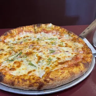 Green pepper &amp; Onion pizza