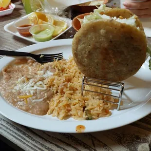 Birria gorditas