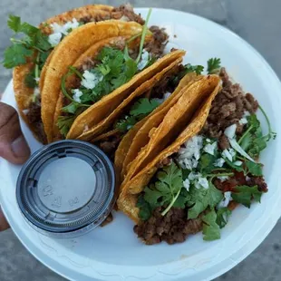 a plate of tacos