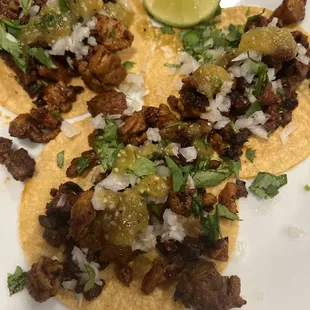 two tacos on a plate