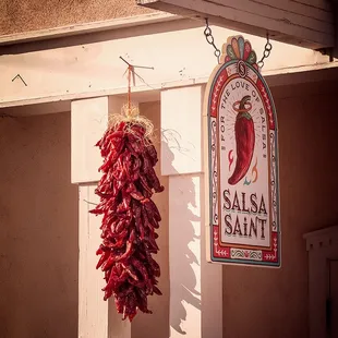 Salsa Saint