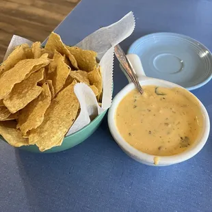 Chips and queso