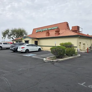 Salsa Verde Resturant