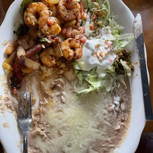 Grilled shrimp fajitas