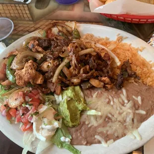 Fajitas 3 type of meat