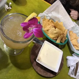Queso and margarita