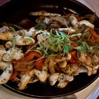 CHICKEN FAJITAS