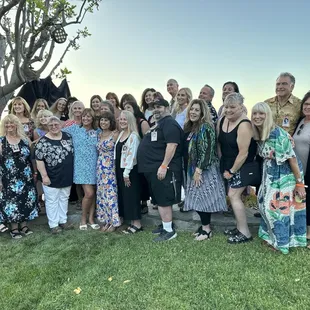 A group picture of the reunion they catered