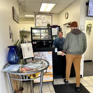 interior, pizza