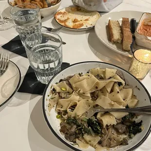 Mushroom pasta  Bolognese    Meatballs
