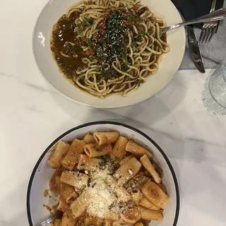 GROUND WAGYU & BUCATINI